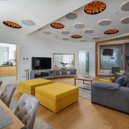 Margo Loretta * Šmrika