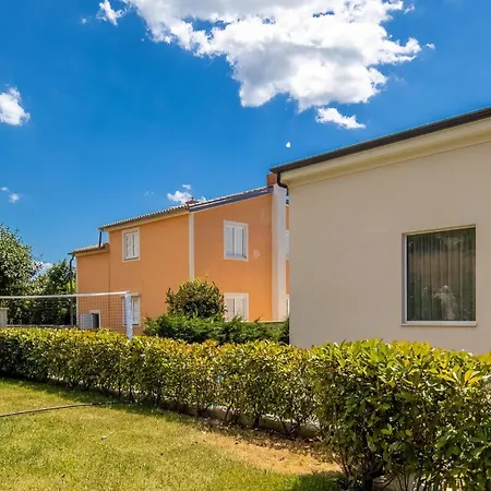 度假居 Margo Loretta *