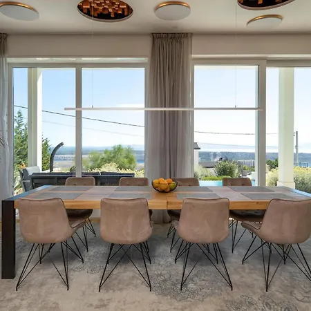 Margo Loretta Дом отдыха