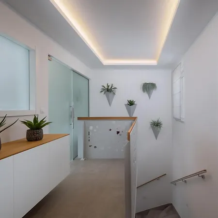 Margo Loretta * Šmrika