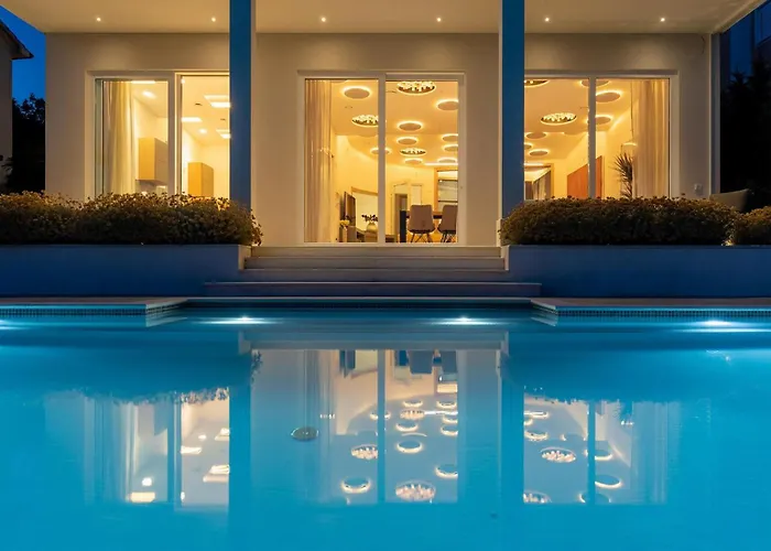 Margo Loretta Holiday home Smrika